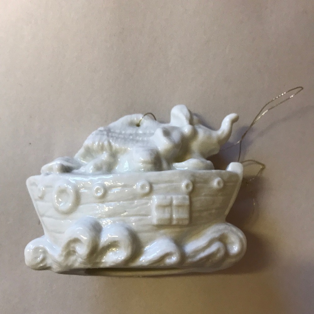 Set of 5 Noah’s Ark Ornaments - Picture 4 of 7